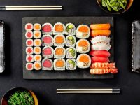 素里日餐 - 末日寿司(778-291-1701)